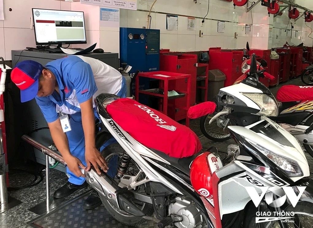 Vietnam to begin motorcycle emissions inspections from mid-2026